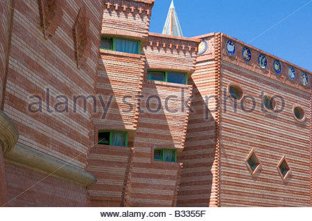 Modernes Gebäude-Design Montelupo Toskana Italien Stockfoto, Bild .