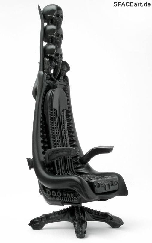 Giger Harkonnen Chair Skull Edition | Gotische möbel, Stühle und .