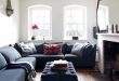 Kleines Wohnzimmer, großes Sofa – So inszenieren Sie die Couch .