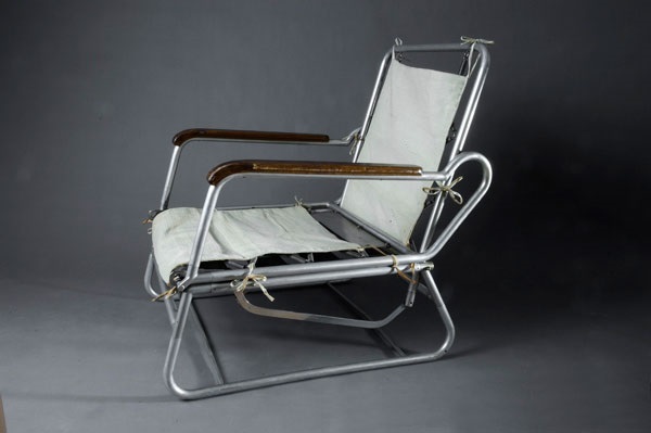 Ausklappbarer Sessel - Tagesbett by Caruelle on artn