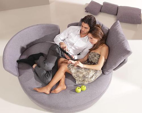 Einzigartige Zweisitzer von Fama – neue MyApple | Kleines sofa .
