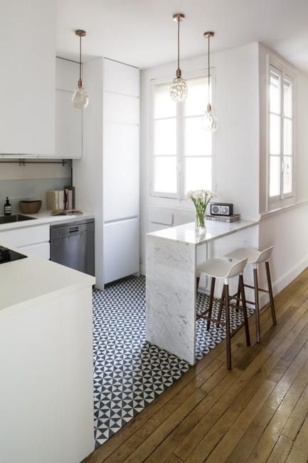 Moderne Küchenfliesen, Backsplash-Ideen, Wand- und Bodengestaltung .