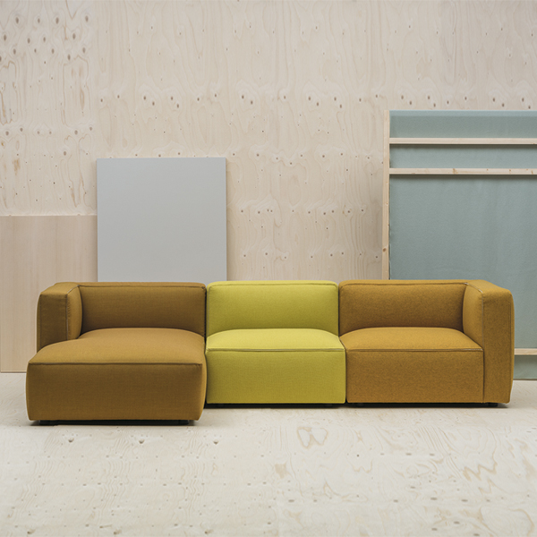 Dado modular sofa, a new design by Alfredo Häberli - AndNews .