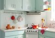 Retro Küchen Designs | Umbau kleiner küche, Kleine wohnung küc