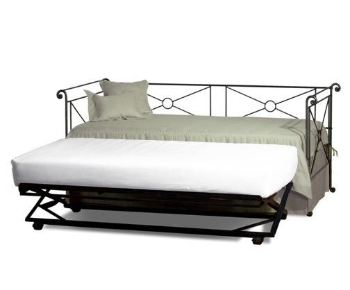 adorable daybed with pop up trundle and bed frame | Pop up trundle .